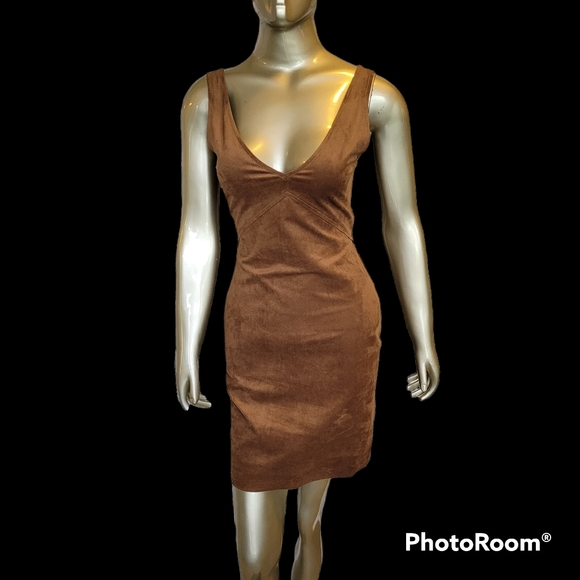 NWT Aritzia Wilfred Free Jones Dress | Dark Camel Faux Suede | Size 4 - Picture 1 of 15
